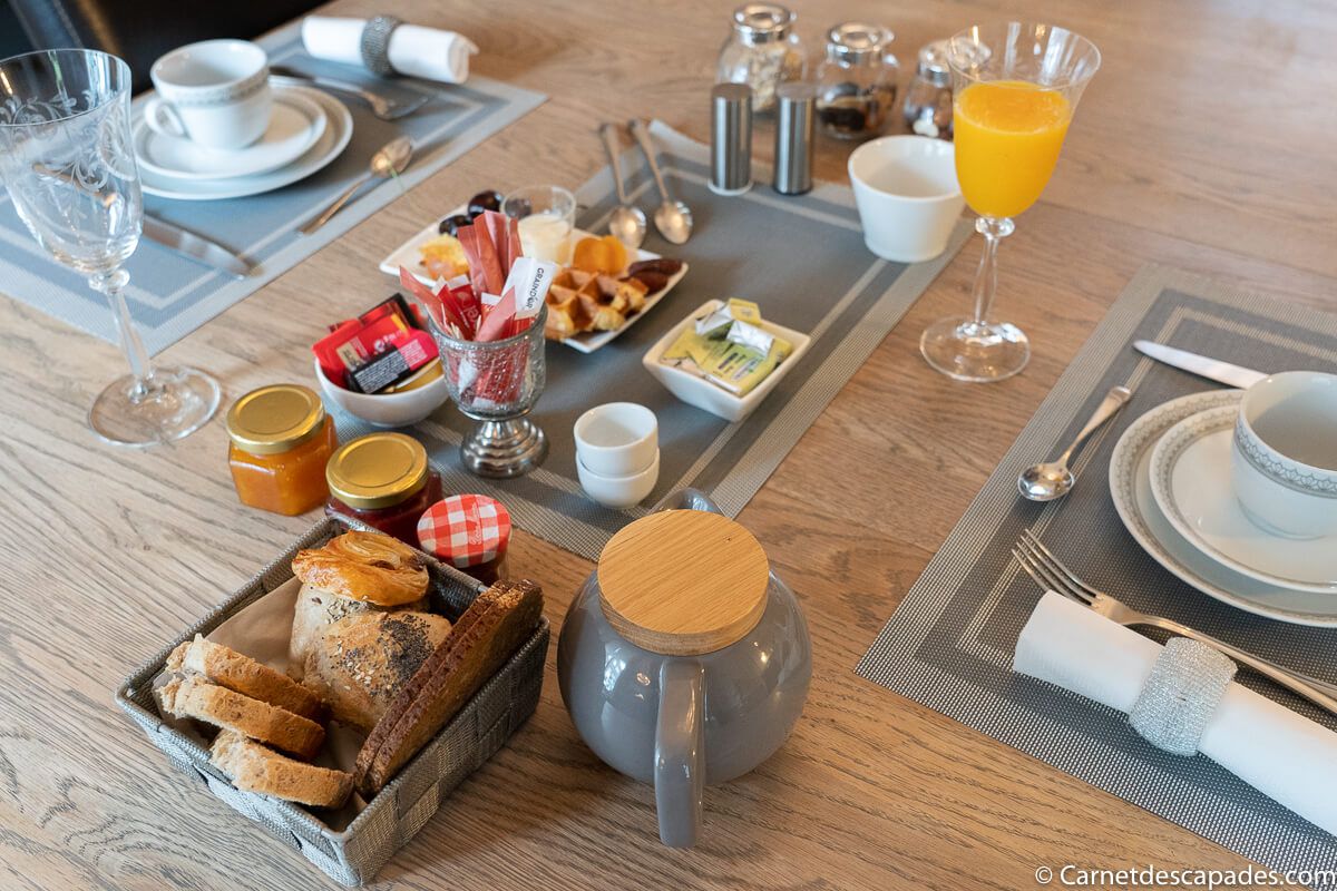 petit-dejuener-maison-hotes-numero-5