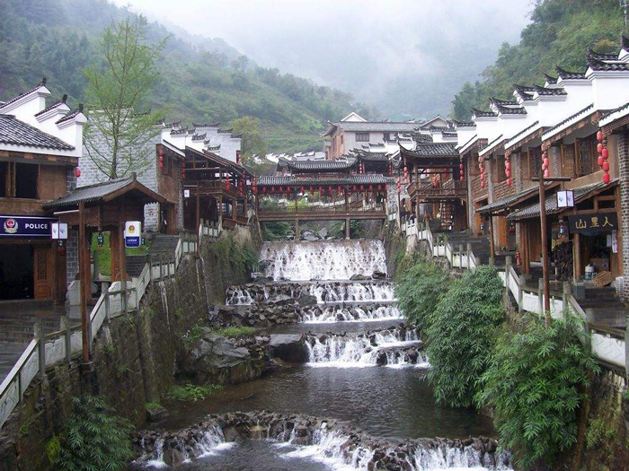 九寨沟沿途旅游景点