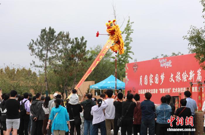 河北沧州：非遗进景区狮城韵味浓
