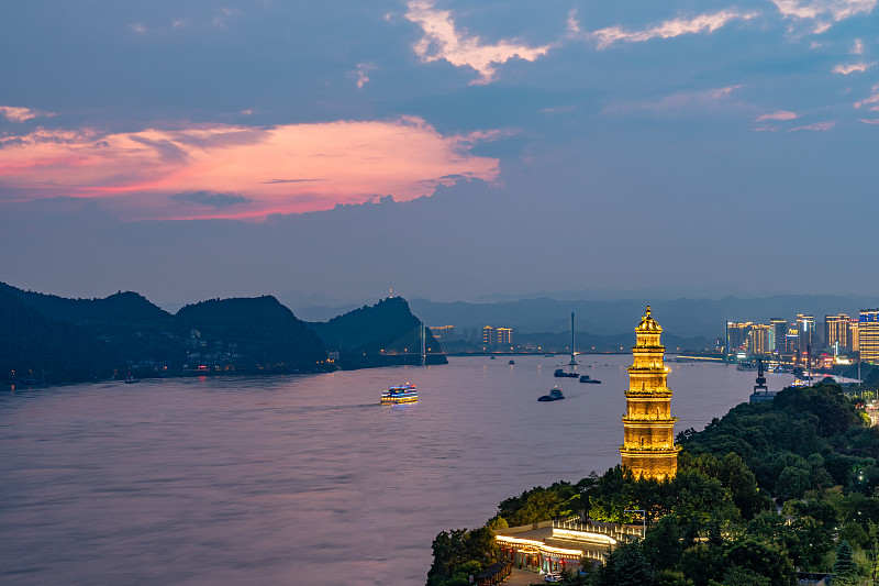 宜昌天然塔夜景风光图片下载