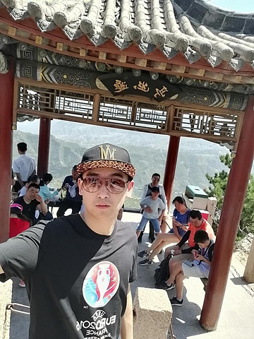 "恒山是五岳中的北岳是道教圣地,不愿爬山的也可坐索道,其实索道根本没有必要。山顶的景色还是要欣赏的_恒山"的评论图片