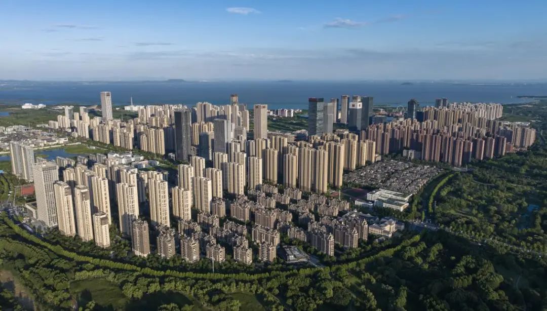 人民城市人民建：滨湖新区一隅。叶玉庭摄