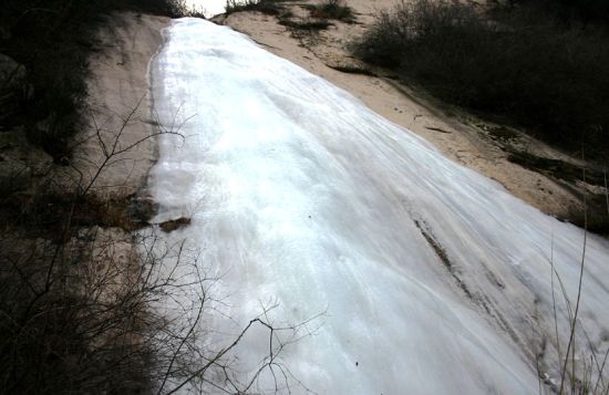 骊山冰瀑 图/"金发海皮亚"